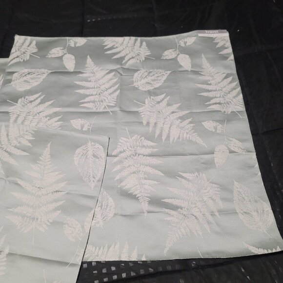 6 Kravet Fabric Remnants  White Greens Assorted See Description for Sizes - Picture 5 of 10